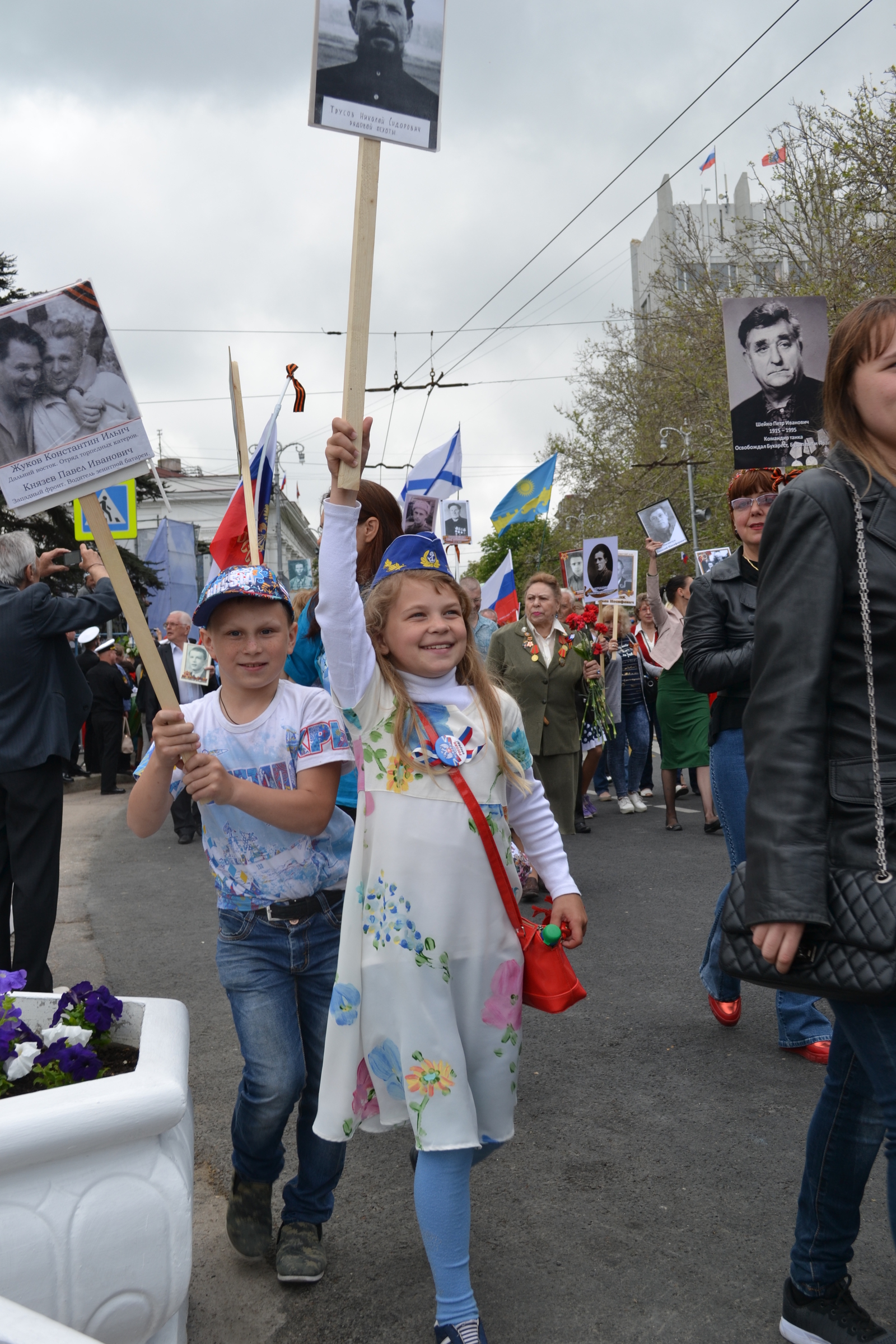 Immortal regiment in Sevastopol - My, Victory parade, Sevastopol, Immortal Regiment, Longpost