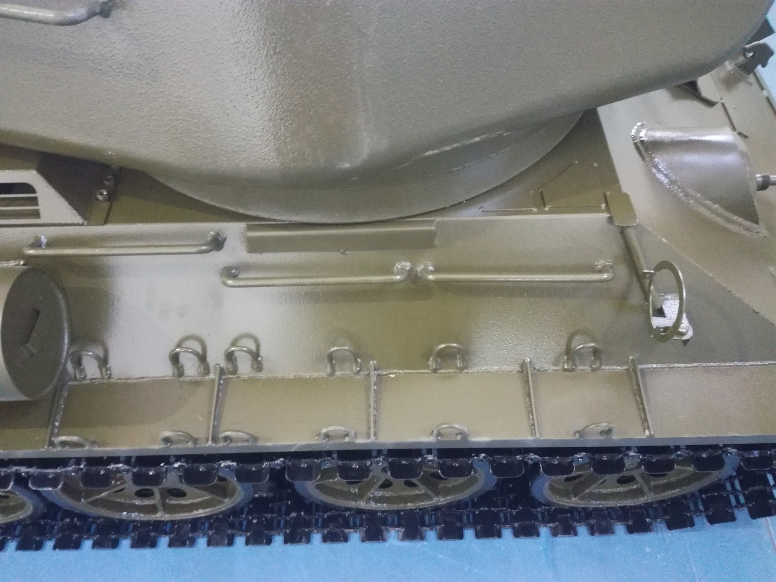 So we built .... Yeysk, T34-85 1: 2.4 - My, Tanks, Scale model, May 9, Longpost, cat, 