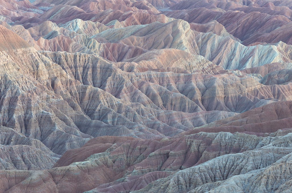 The beauty of the lifeless land - The photo, Desert, Landscape, Dunes, Valley, Horizon, Longpost