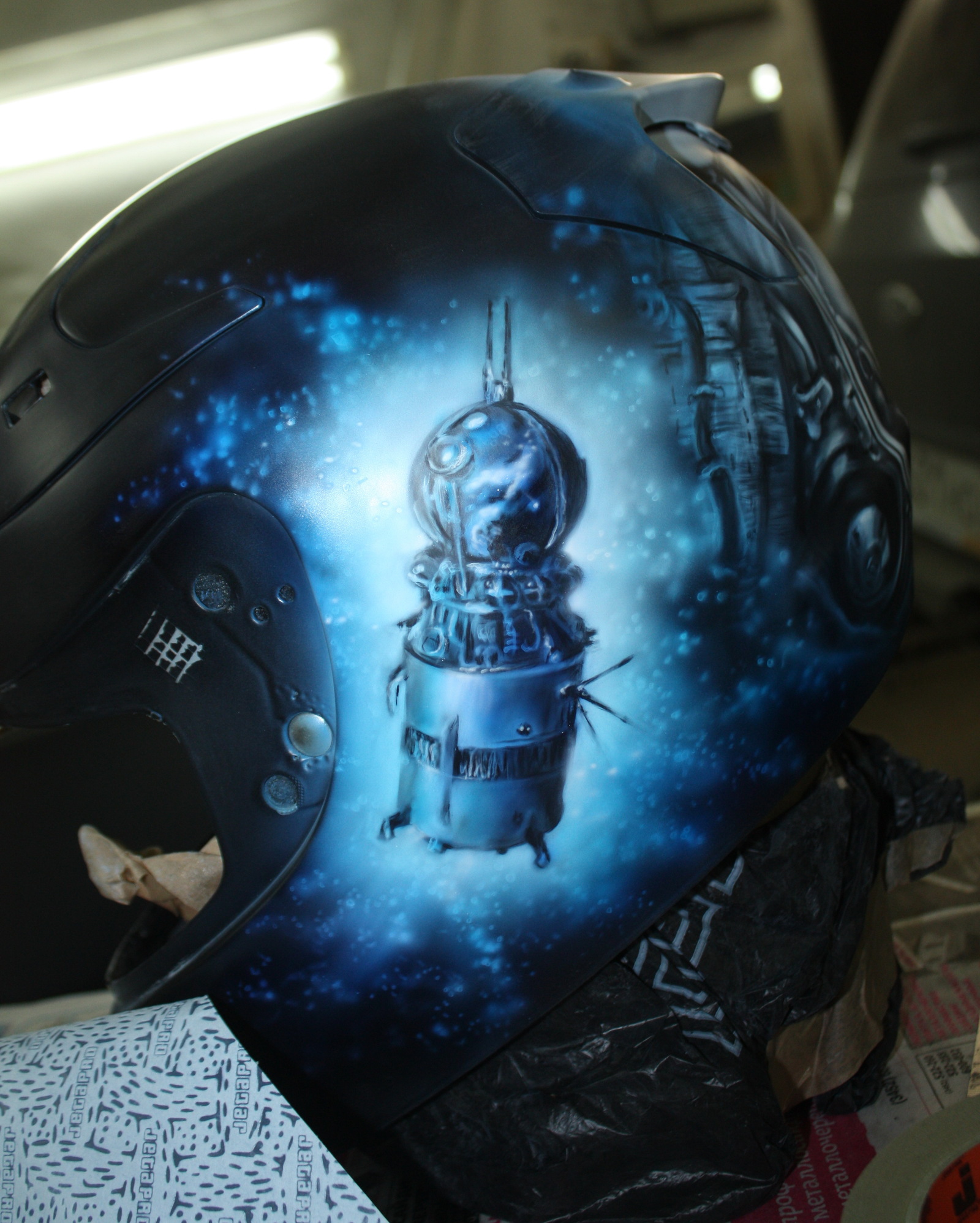 Airbrushing on HJC motorcycle helmet. - My, Airbrushing, Airbrushing on the helmet, Yuri Gagarin, Airbrushing72, Tyumen, Tyumenaero, Tyumenaero, Longpost