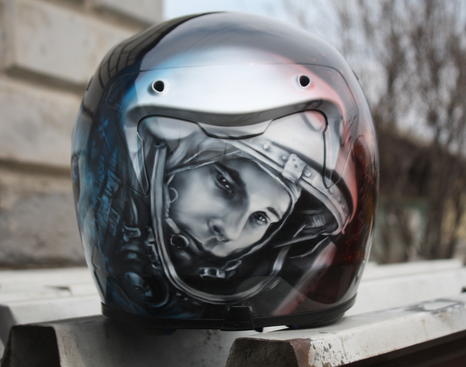 Airbrushing on HJC motorcycle helmet. - My, Airbrushing, Airbrushing on the helmet, Yuri Gagarin, Airbrushing72, Tyumen, Tyumenaero, Tyumenaero, Longpost