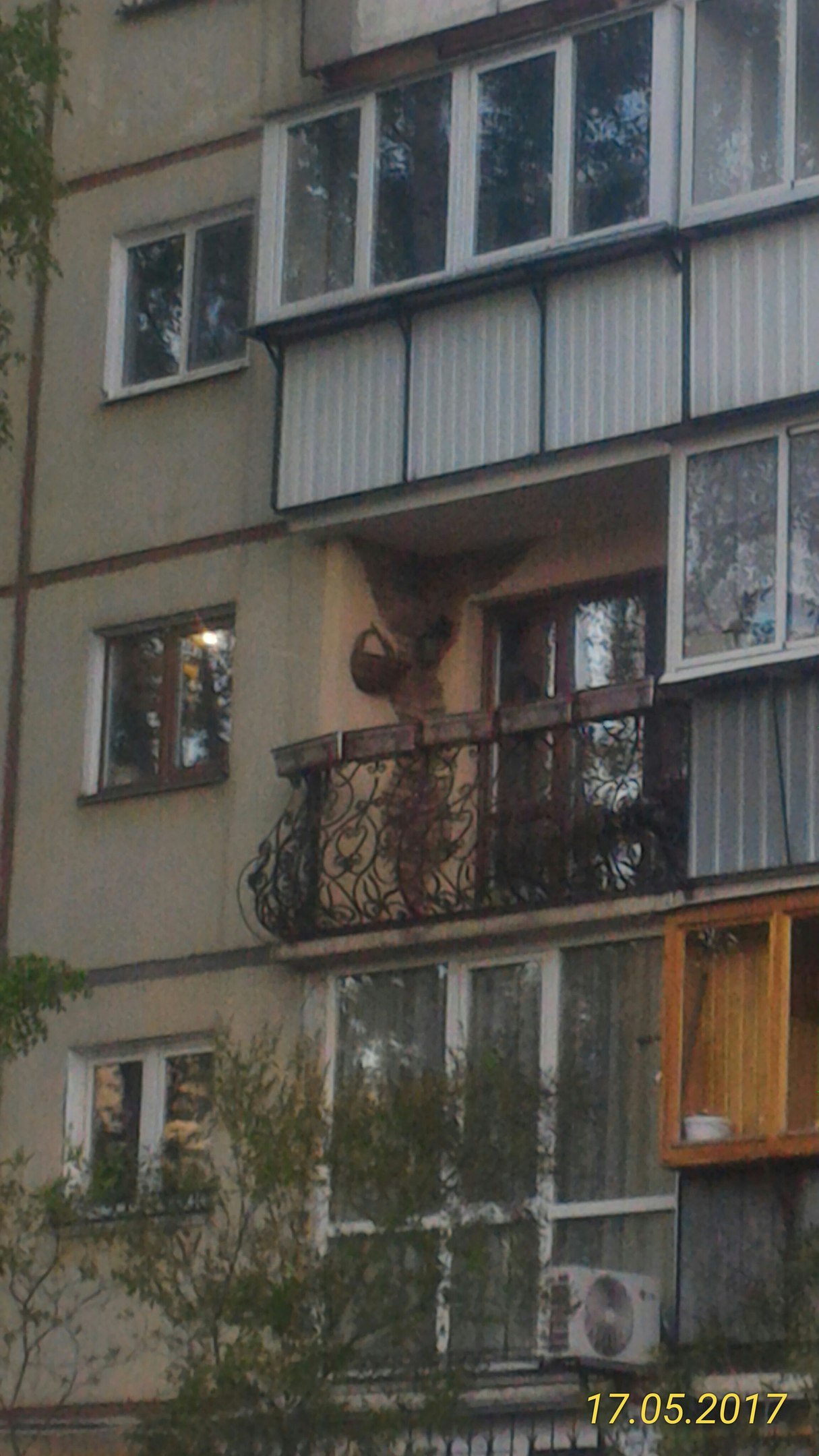Пример выносного остекления балкона