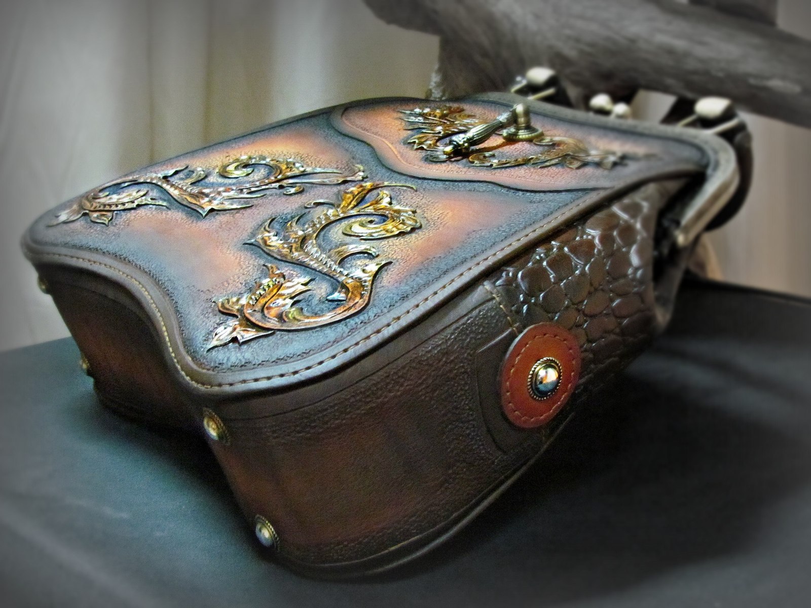 Bag in Empire style. hand embossing and painting. - My, , Leather products, , Needlework with process, Video, Longpost