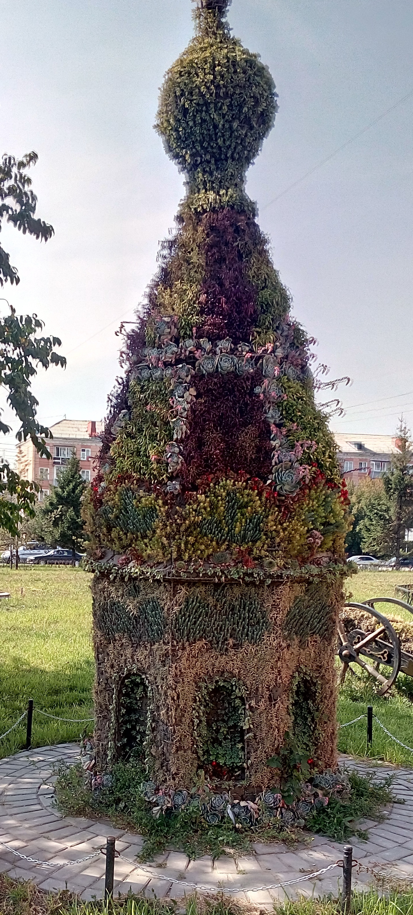 Как на десятирублевой - Сходство, Красноярск