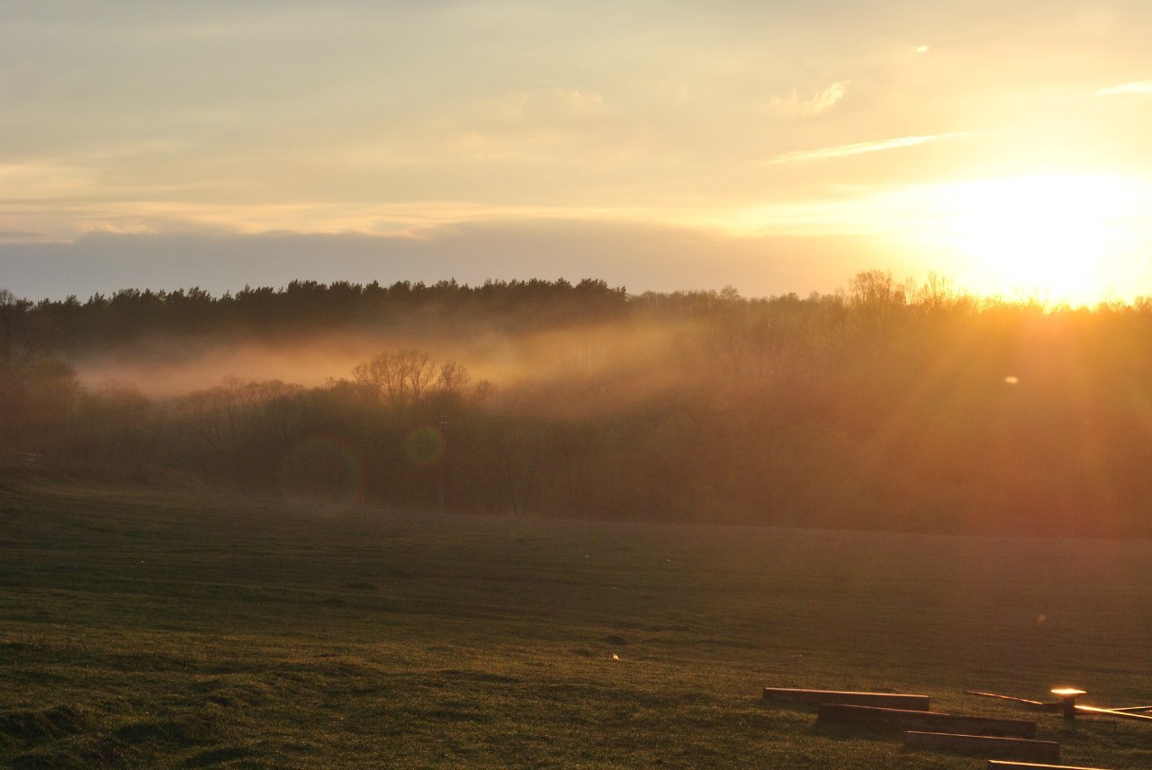 Sunset in the village of Papino (Zhukovsky district, Kaluga region, Russia) - My, Battle of sunsets, Sunset, Longpost