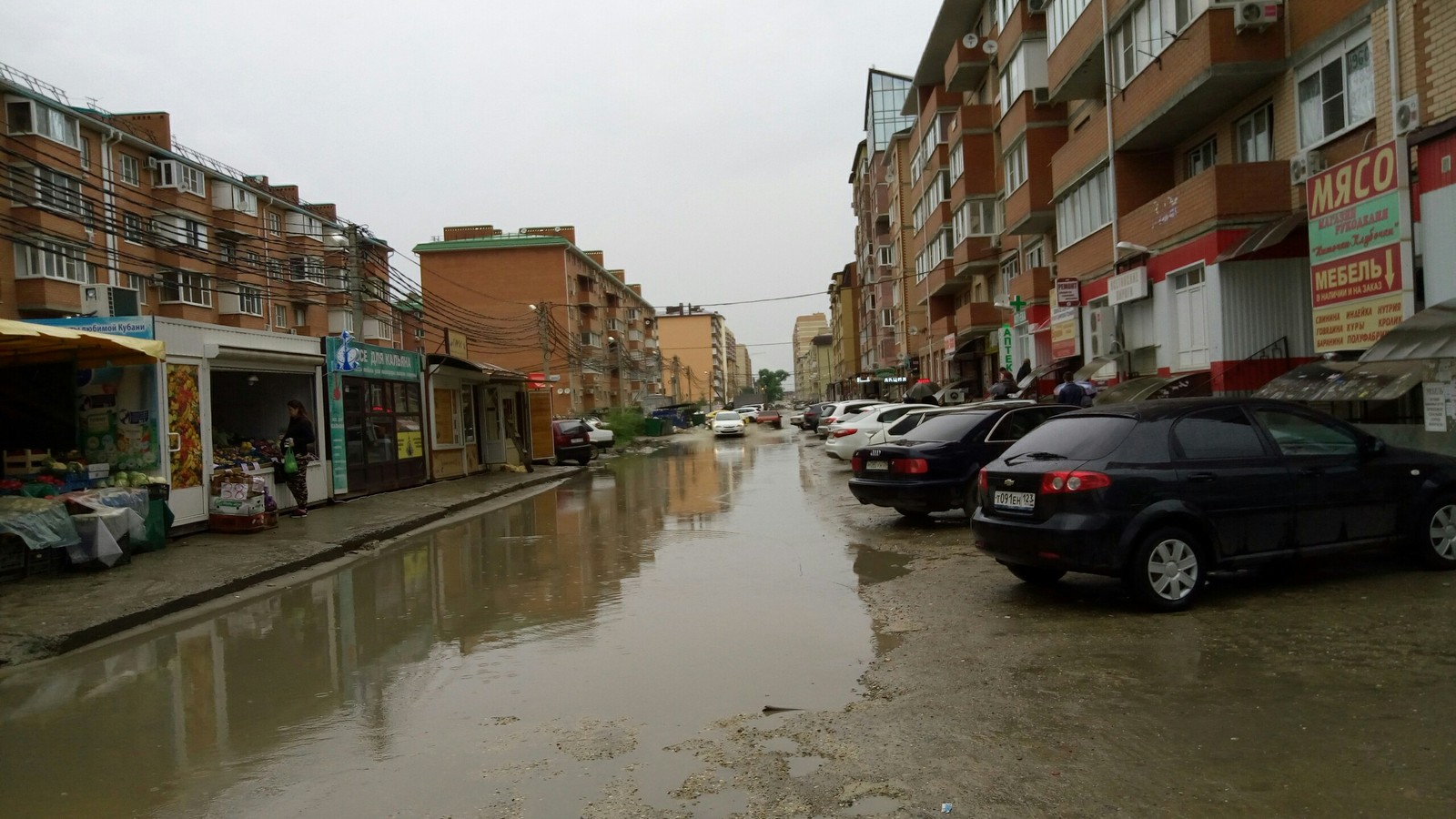 The main thing is stability. - My, Rain, Krasnodar, Stability, Flooding, Puddle, Longpost