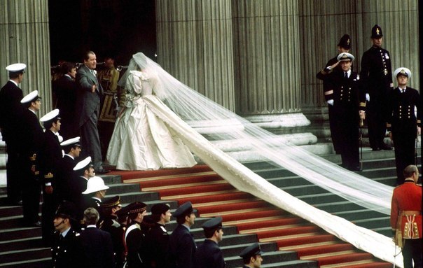 Wedding of Lady Diana Spencer, future Princess of Wales, and heir to the British throne, Prince Charles, July 29, 1981. - Wedding, Retro, The photo, Princess Diana, Longpost