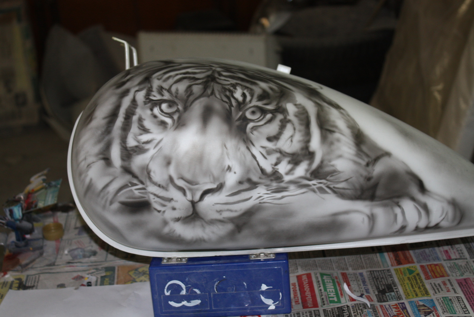 Airbrushing on Yamaha Dragstar, tigers... A bit of the process. - My, Airbrushing, , Yamaha, Airbrushing72, Tyumen, Tyumenaero, Tyumenaero, Longpost