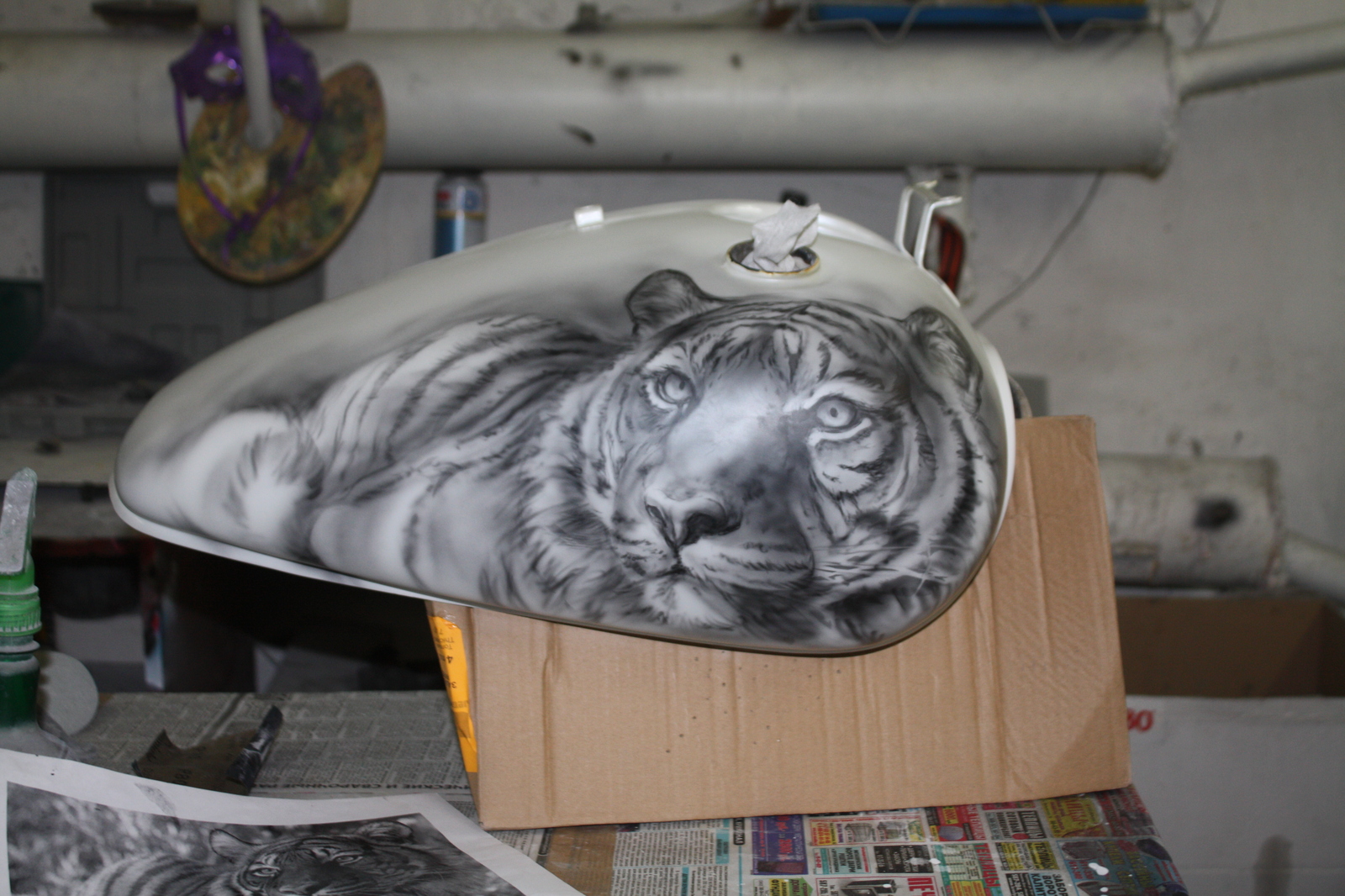 Airbrushing on Yamaha Dragstar, tigers... A bit of the process. - My, Airbrushing, , Yamaha, Airbrushing72, Tyumen, Tyumenaero, Tyumenaero, Longpost