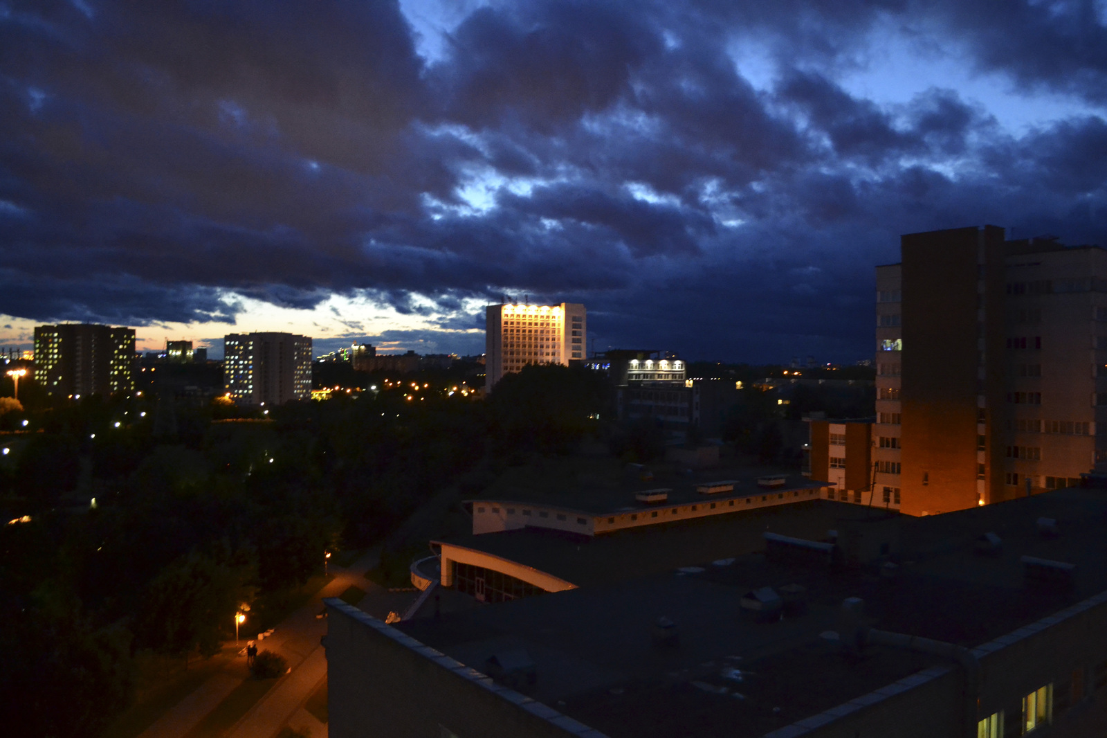 Photo from the window of the hostel, Minsk - My, The photo, Minsk, Sky