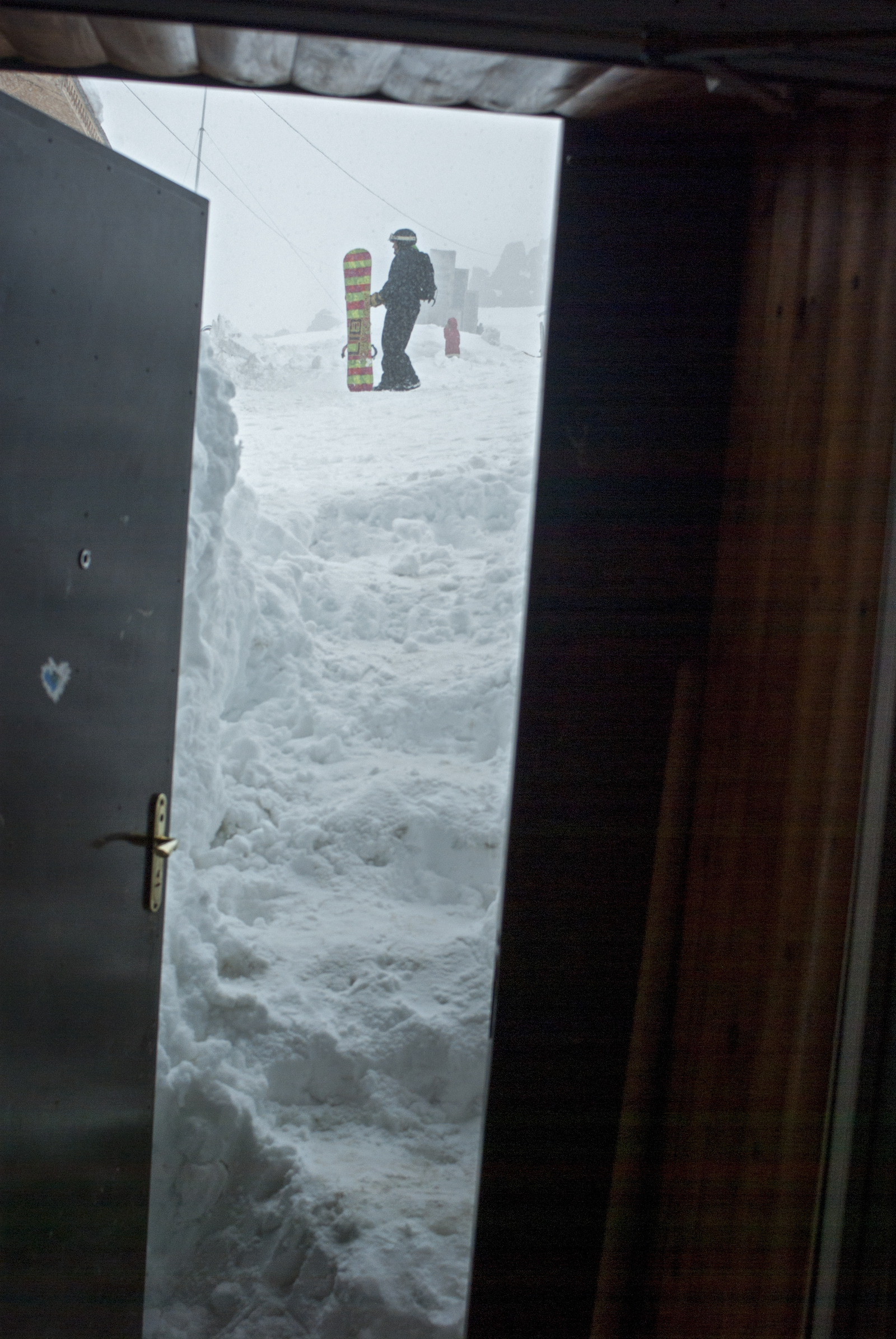 Exit from the cafe - My, Snow, Elbrus, , 3500