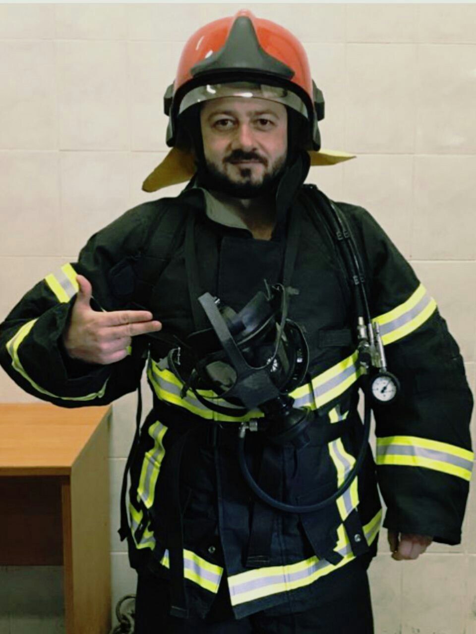фото пожарного в форме