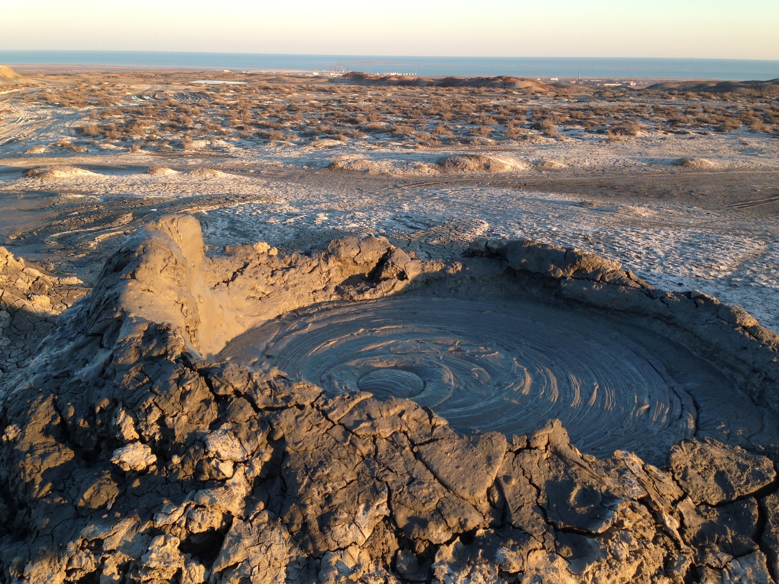 Alien landscapes of Azerbaijan - My, Baku, Azerbaijan, Travels, Travelers, Dirt, , , Geyser, Longpost