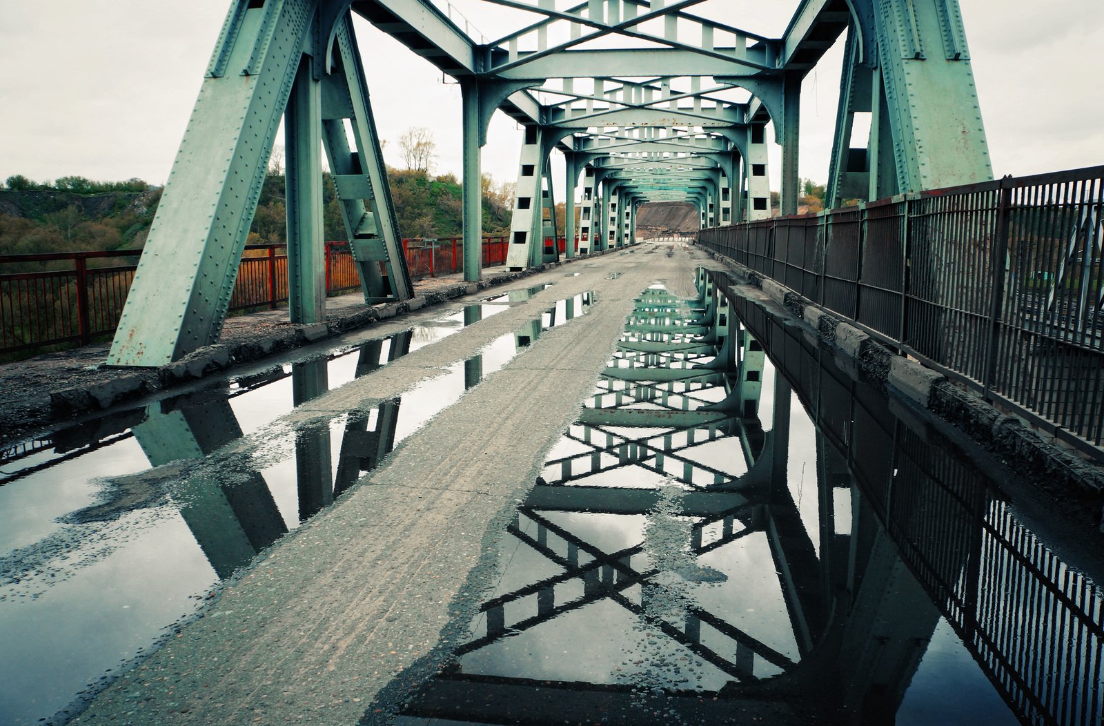 Старый мост Барнаул. Мост через Обь Барнаул. Махансет старый мост. Старый мост в бартвме.