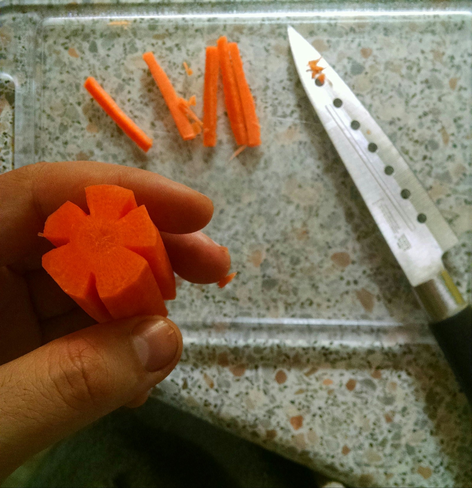 Цветы из моркови | Пикабу