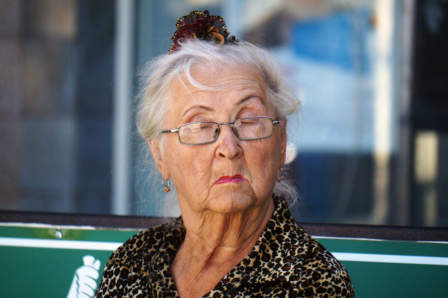 waiting for the bus - My, The photo, Straight, People, My, Longpost