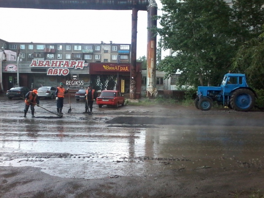 Потоп. Пока Омск заливает сильнейший ливень. - Омск, Коммунальные службы, Дорожные службы, Идиотизм, Длиннопост