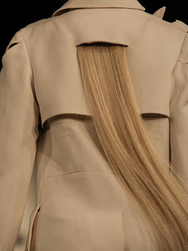 Shoulder hair - Long hair, Fashion