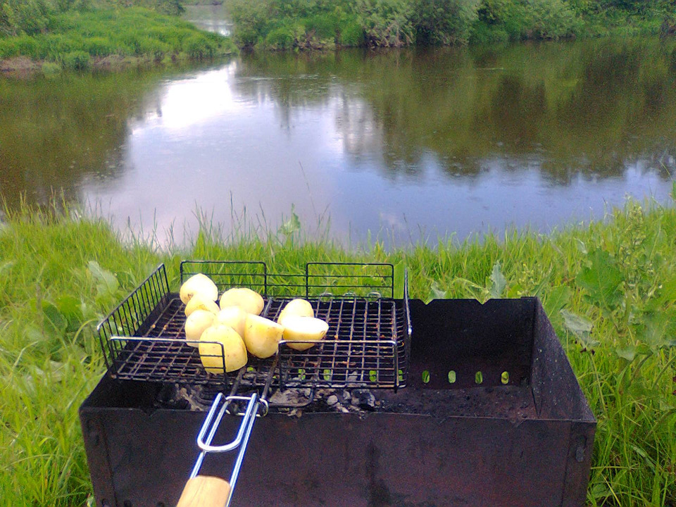 Barbecue on the river, what could be better .. - My, Shashlik, River