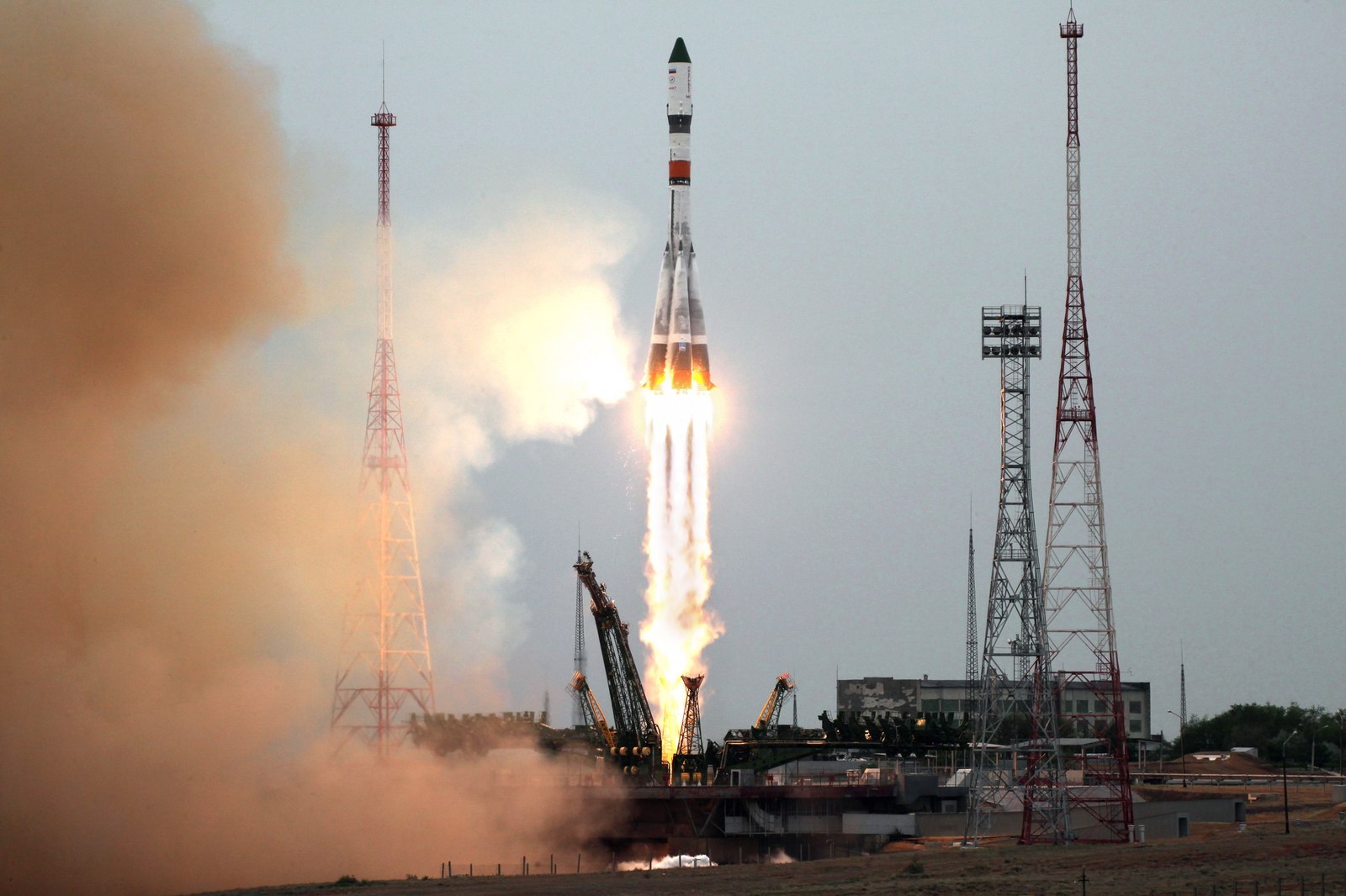 Photo from the launch of Progress MS-06 on June 14 from Roscosmos - Roscosmos, Progress of the MS, Running, The photo, Cosmonautics, Longpost