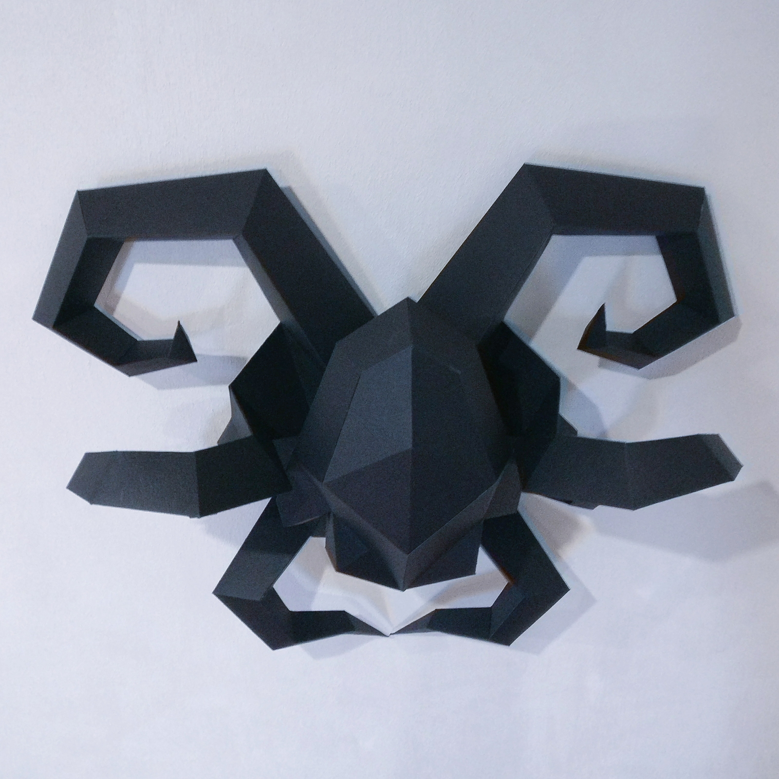 Low poly modeling 4 black paper. - My, Pepakura, Papercraft, , Low poly, Handmade, Longpost