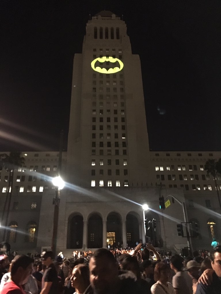 Bat-Signal lit in Los Angeles in memory of actor Adam West - Abroad, Bat signal, Batman