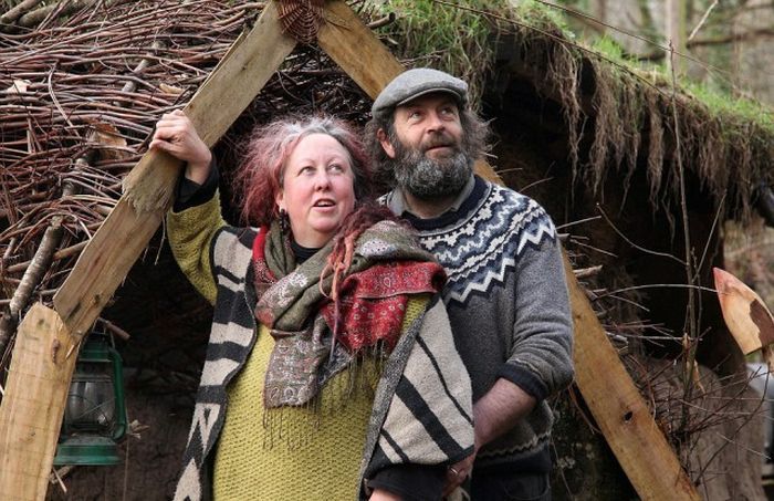 UK couple evicted from eco-friendly home in the woods - Great Britain, England, House, Environmentally friendly materials, Lodging, House in the woods, Not mine, From the network, Longpost