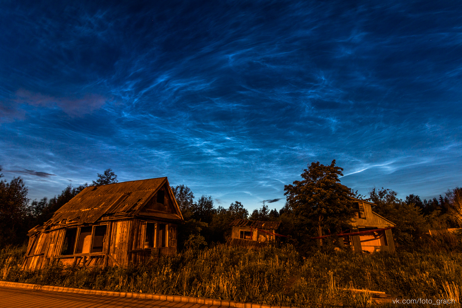 Noctilucent clouds over Izhevsk - My, Izhevsk, Udmurtia, Noctilucent clouds, The photo, Longpost