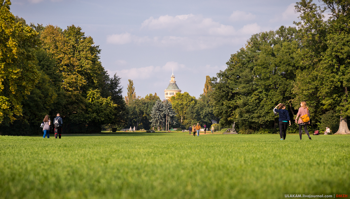 Old tower. - My, Sky, Grass, The park, Architecture, Evening, Budapest, Tower