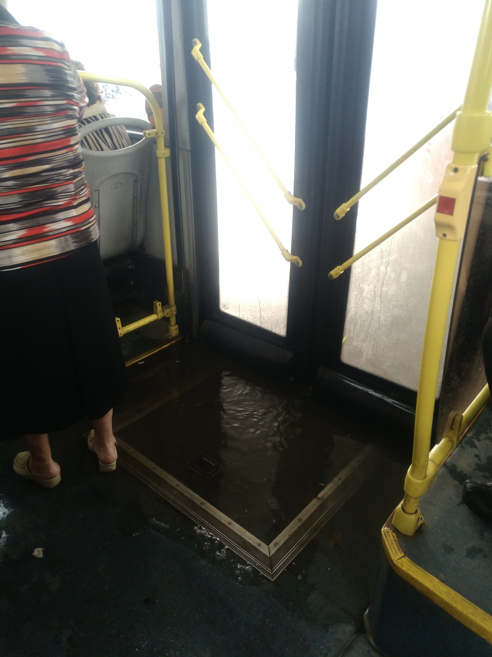 How my bus turned into a submarine... - My, Moscow, Потоп, Submarine, Bus, Longpost, Submarine