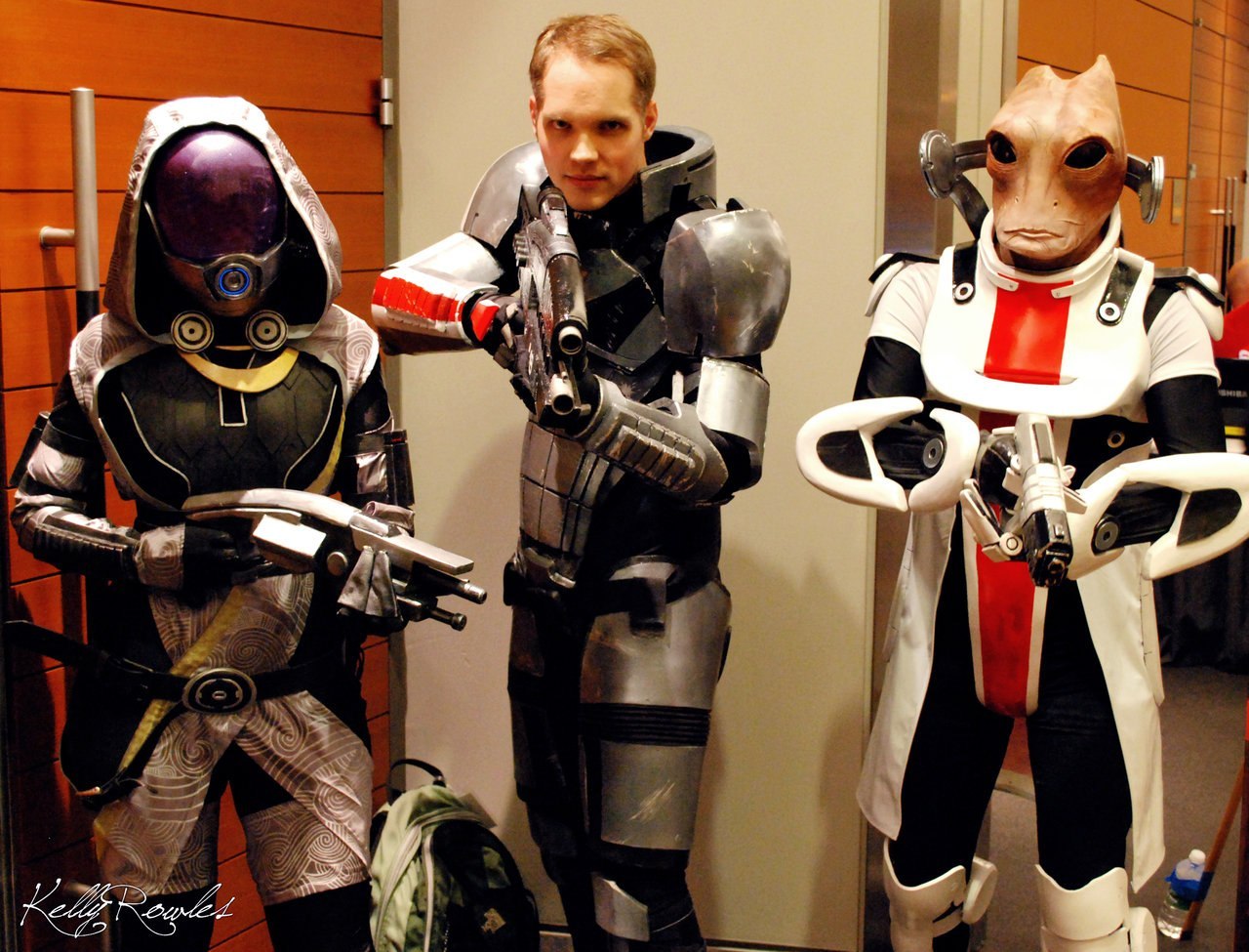 I brought you the mass effect here - Mass effect, Cosplay, Longpost