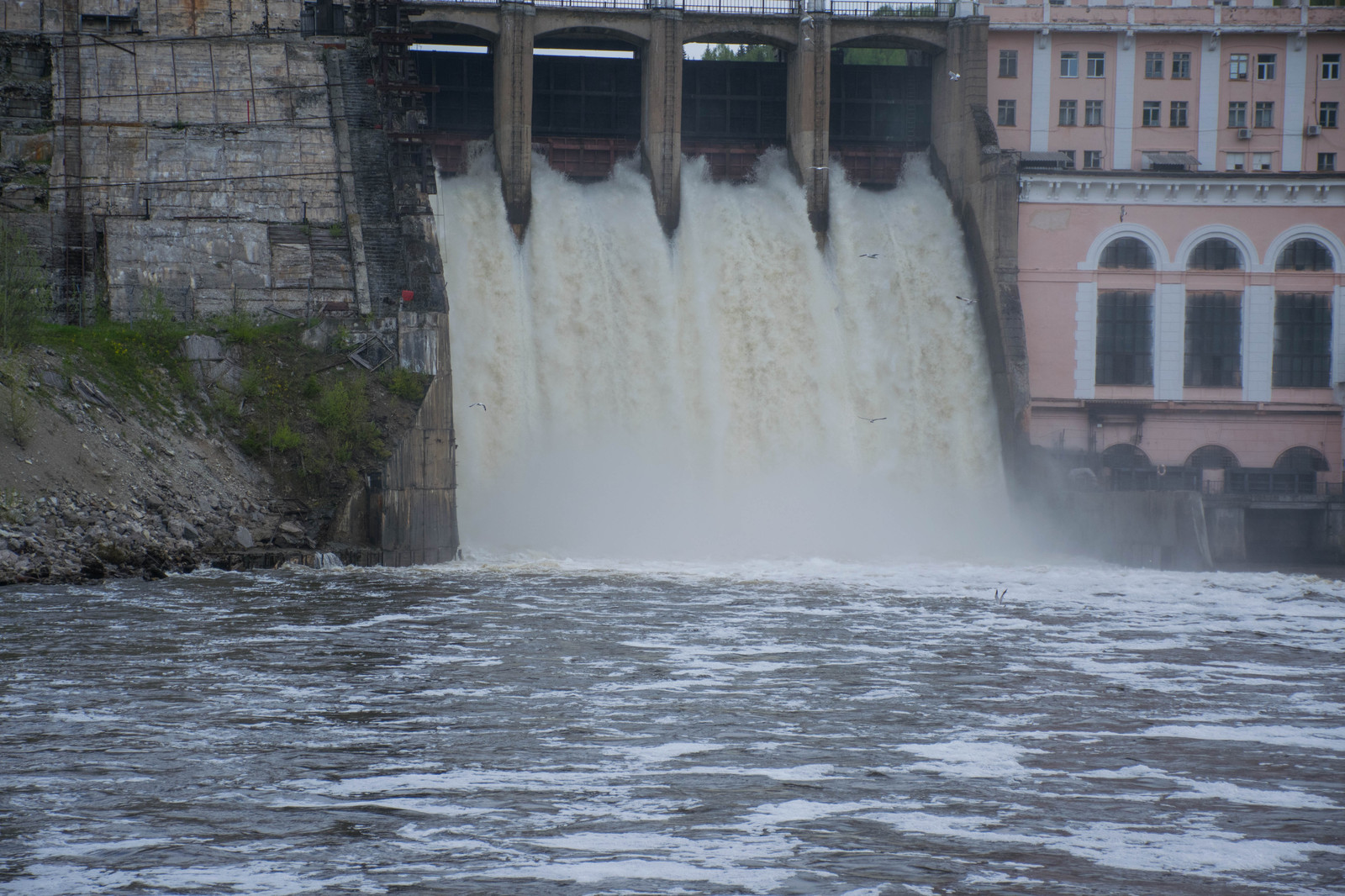 SHIROKOVSKOE RESERVOIR - My, , Meteorite, Hydroelectric power station, Dam, Nature, Shashlik, Ural, Longpost