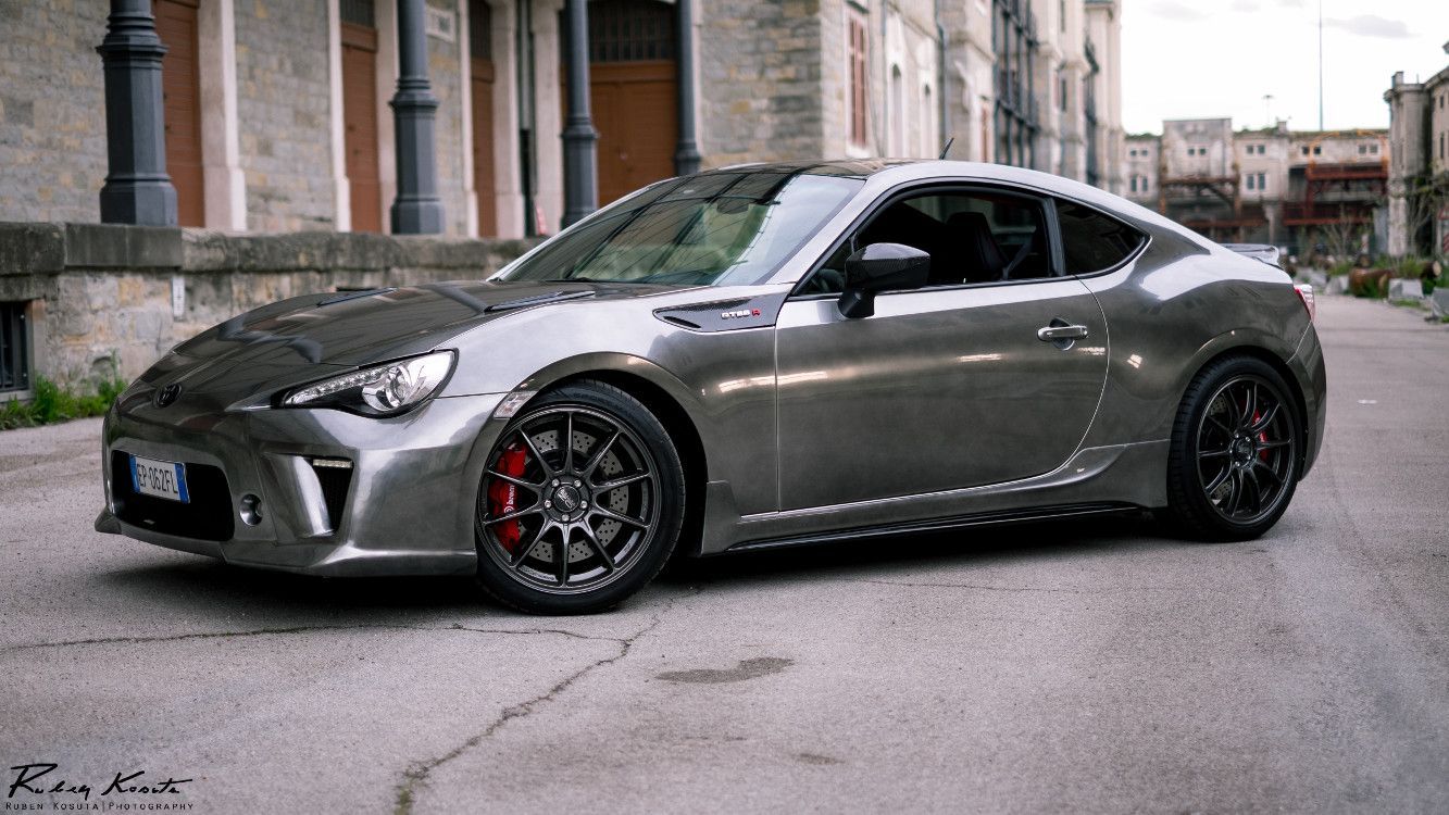 Toyota GT86 on OZ Racing rims design Hypergt HLT color star-graphite - Toyota GT86, , Discs, Longpost