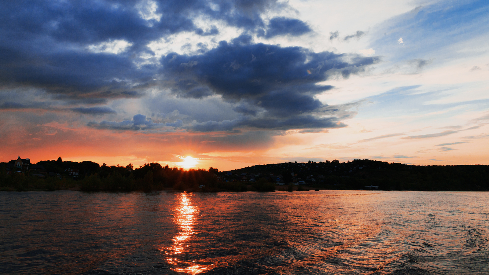 Thunderstorm on the Volga - My, Volga, Landscape, Sunset, Thunderstorm, Volga river