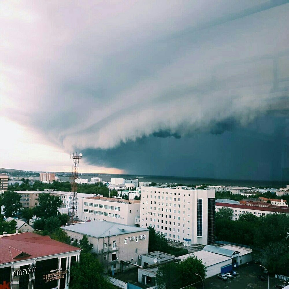 Осторожно, небо падает | Пикабу