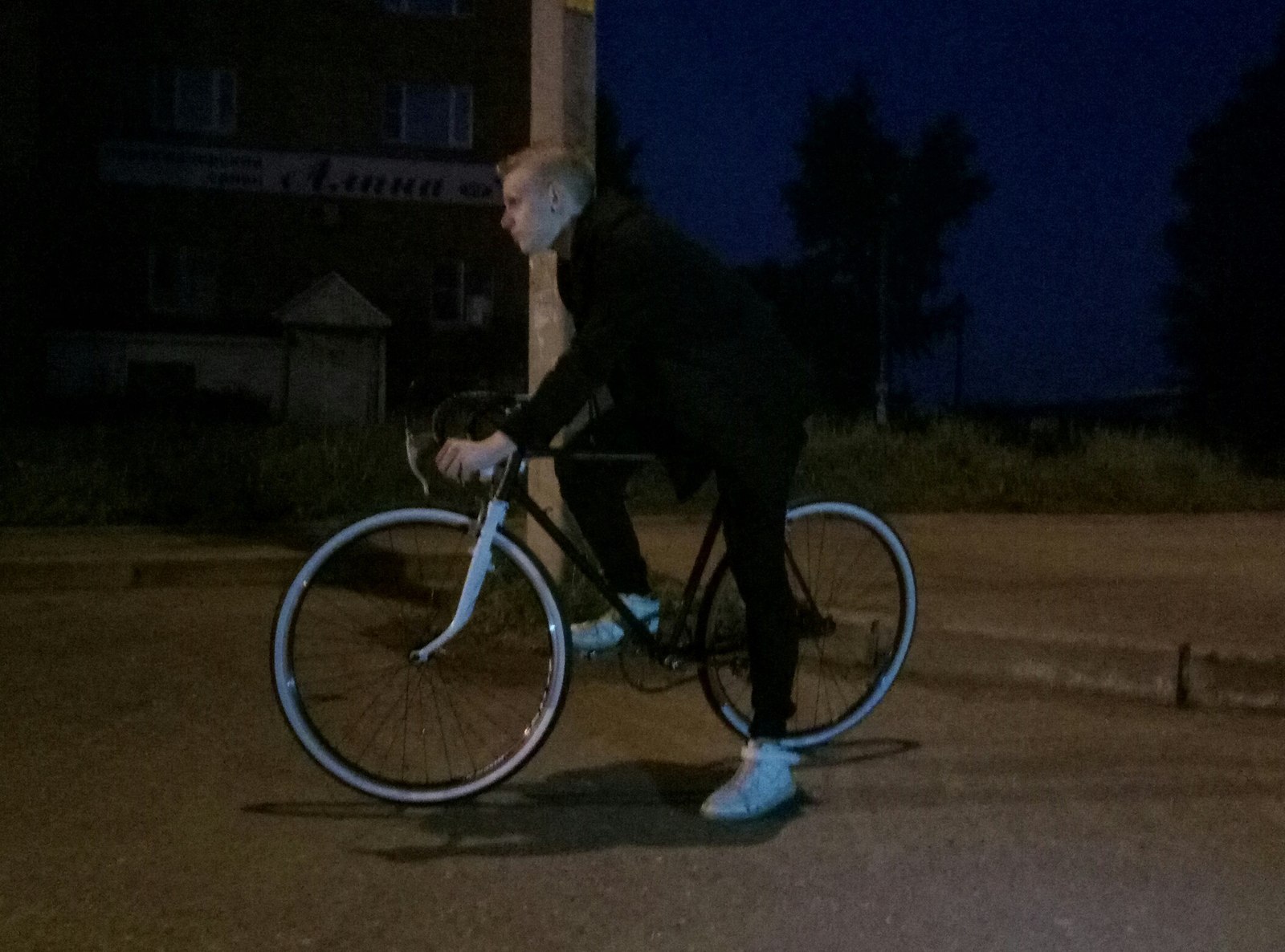 Hello, xvs 2 (only photo ... and there will be a lot of photos) + vidos - My, A bike, KhVZ, Black, Robertkoff, Repainting, Night, Video, Tires, Longpost