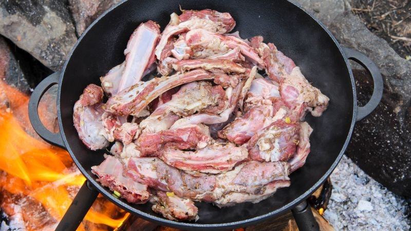 Lamb ribs with beans | VKAZANE - My, Vkazane, Meat, Food, Recipe, Ribs, Mutton, Video, Longpost