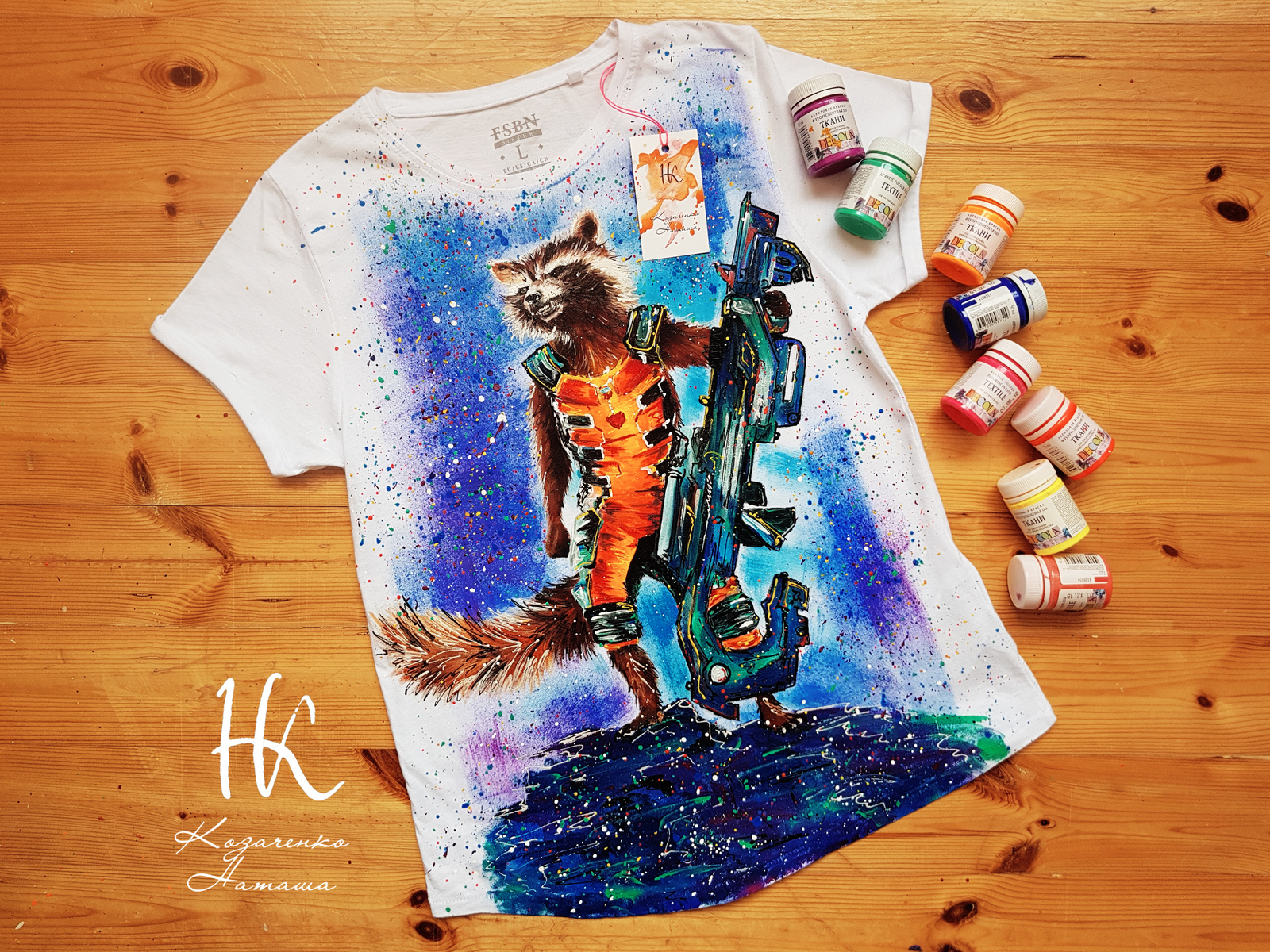 T-shirt with hand-painted raccoon Rocket / Guardians of the Galaxy - My, Art, Drawing, Handmade, Guardians of the Galaxy, Raccoon Rocket, Handmade, T-shirt, Painting on fabric