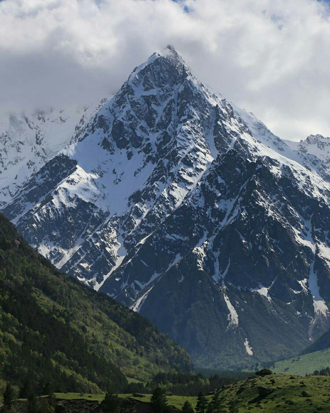 Гора Тихтенген турбаза Чегем
