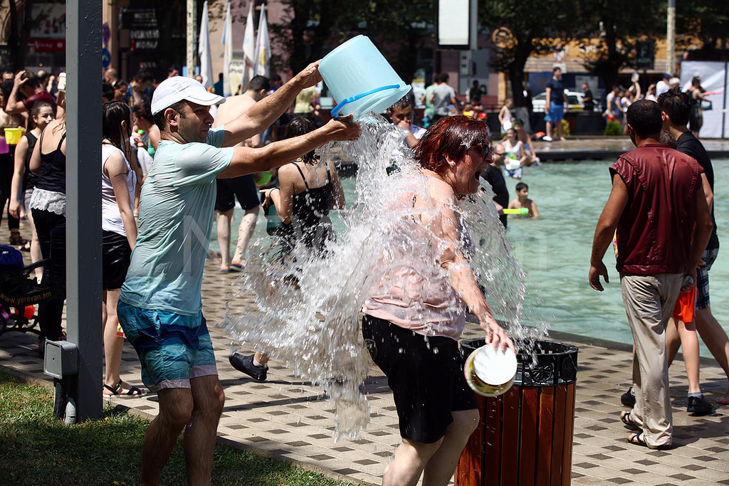 Vardavar 2017 - Vardavar, Holidays, Armenia, Water cooling, Heat, Video, Longpost