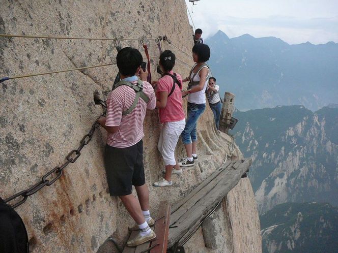 Myth from China. - My, China, Myths, Mount Huashan, The mountains, Path of Death, Danger, Video, Longpost