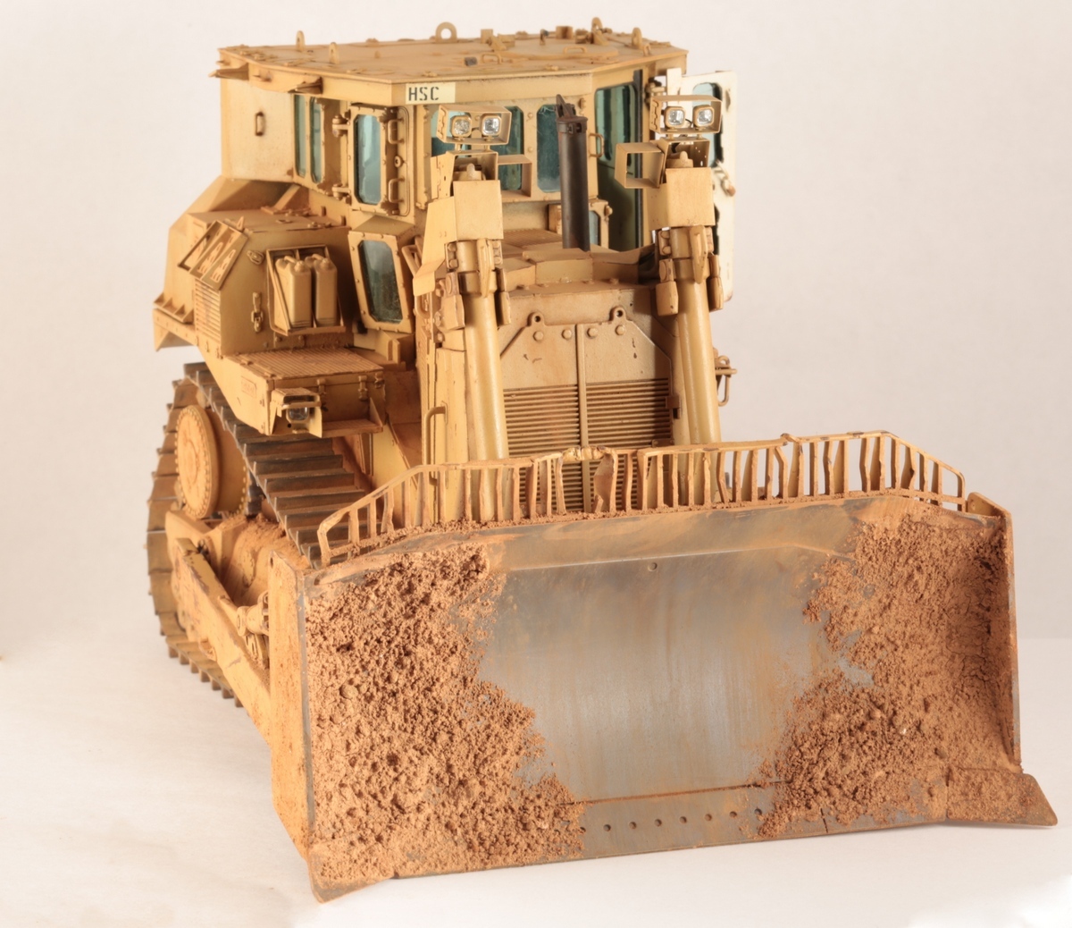 D9R Doobi Bulldozer 1/35 meng - My, Meng, Plastic, Bulldozer, Longpost, Prefabricated model, Scale model, Caterpillar, Modeling