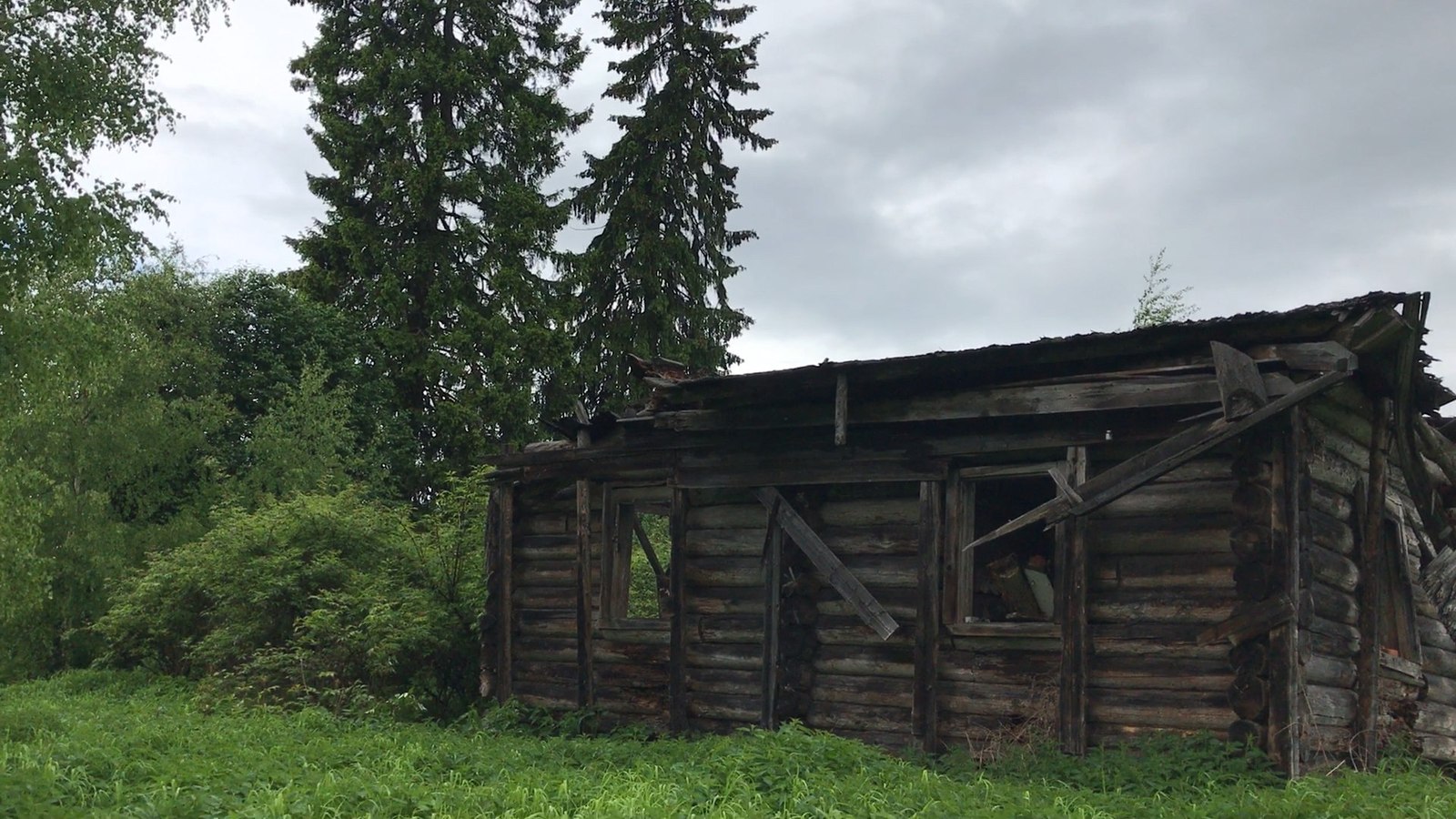 Silver stash in an old stove! - My, Black diggers, Abandoned house, Treasure, Призрак, Reality show, Treasure hunter, Video, Longpost, Treasure hunt