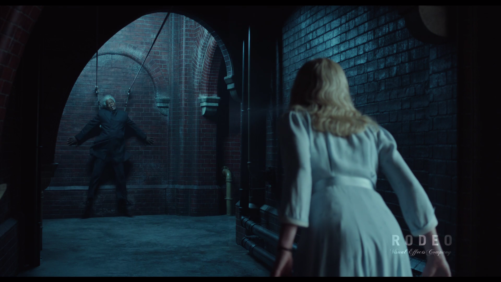 Special effects from Miss Peregrine's Home for Peculiar Children - Movies, House of Peculiar Children, Special effects, Ella Purnell, Asa Butterfield, Samuel L Jackson, Before and after VFX, GIF, Longpost