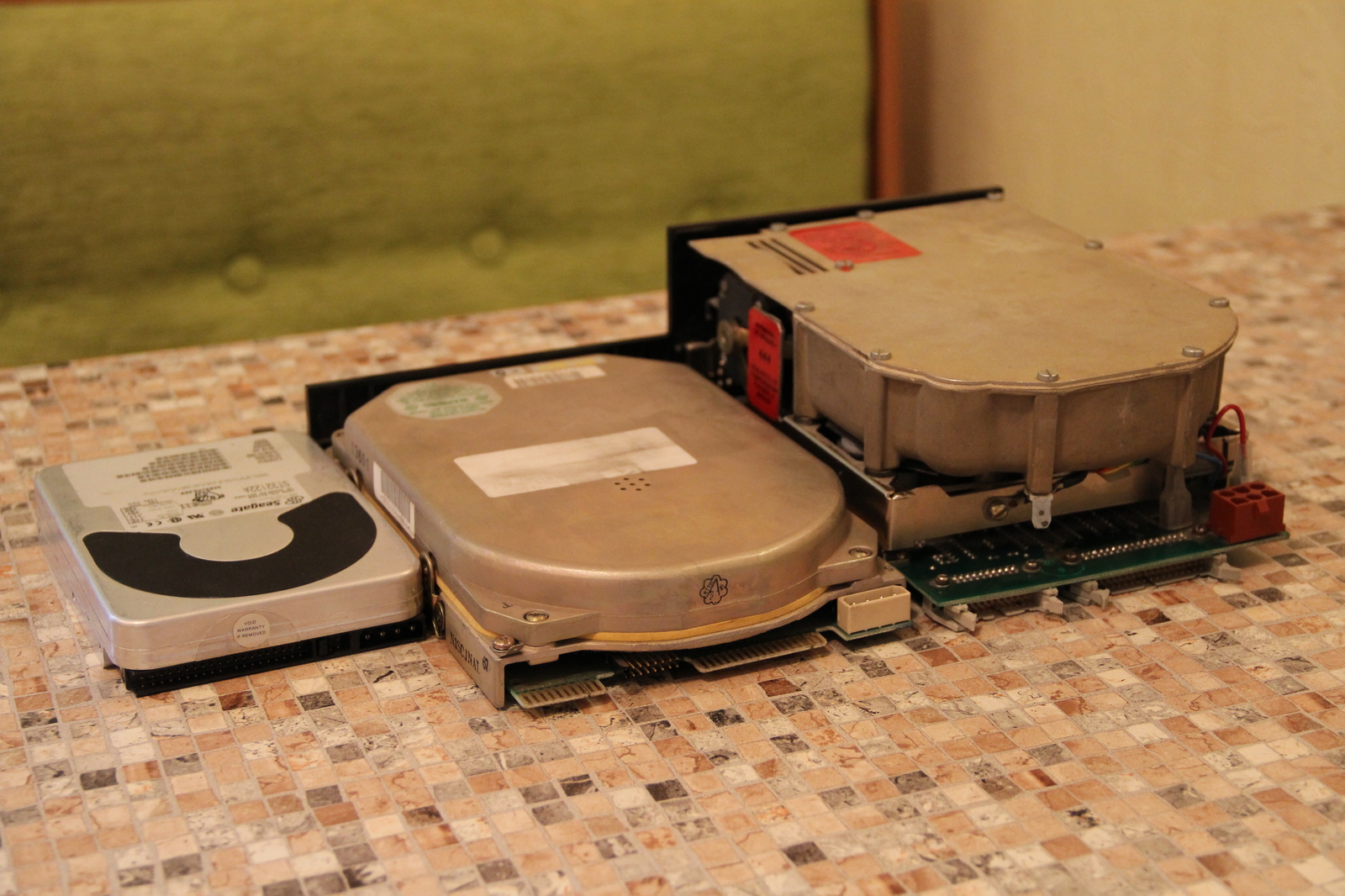 Severe hard disk (IZOT ES5300) - My, HDD, , Bulgaria, Retro, Longpost