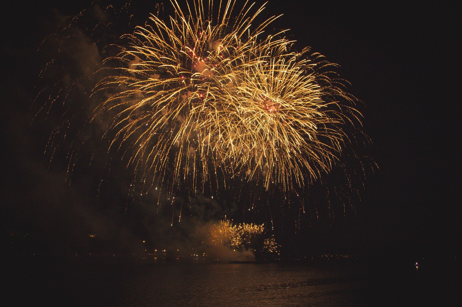 International Fireworks Festival Silver Boat - My, Firework, Fireworks, Day of the city, Kostroma, Longpost