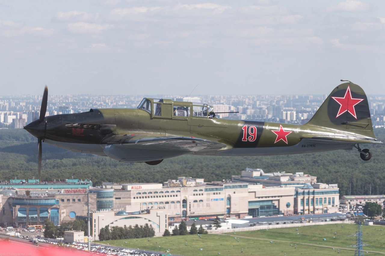 Transfer of the restored Il-2 attack aircraft from Ramenskoye to Kubinka on August 9, 2017 - Weapon, The Great Patriotic War, IL-2, Legend, Stormtrooper, Restoration, Memory, Video, Longpost, Ferry, Attack aircraft