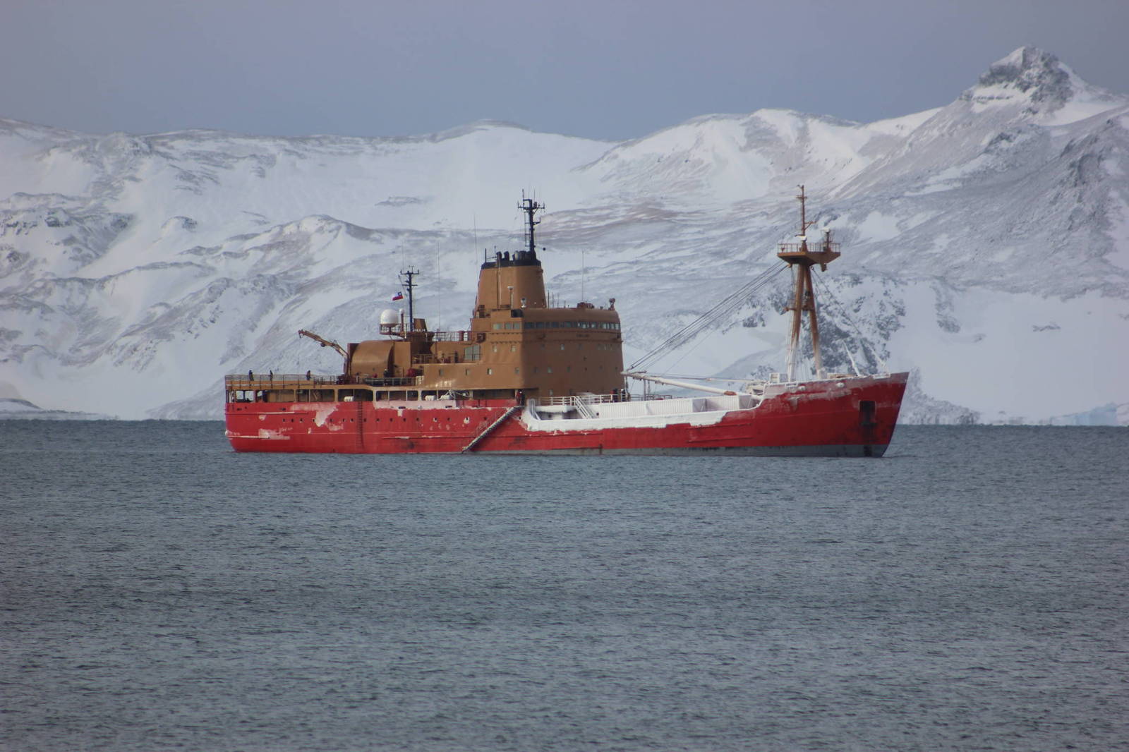 Ships came into our harbor - My, Antarctic, , Russia, Chile, Ship, Srach, Longpost