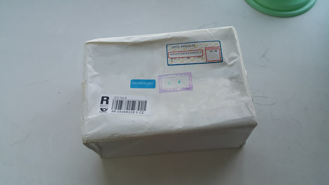 Package arrived перевод. Долгожданная посылка.