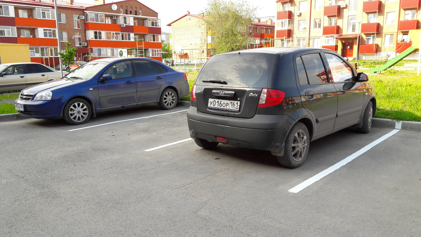 Parking in the yard - My, Parking, Markup, Неправильная парковка, Longpost